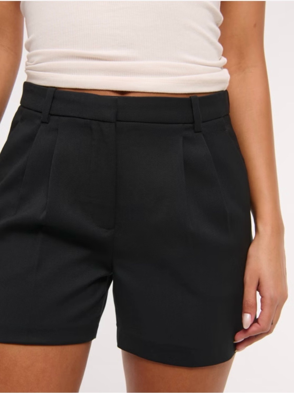 ⚡️Abercrombie & Fitch Sloan Low-Rise Tailored Shorts - Black